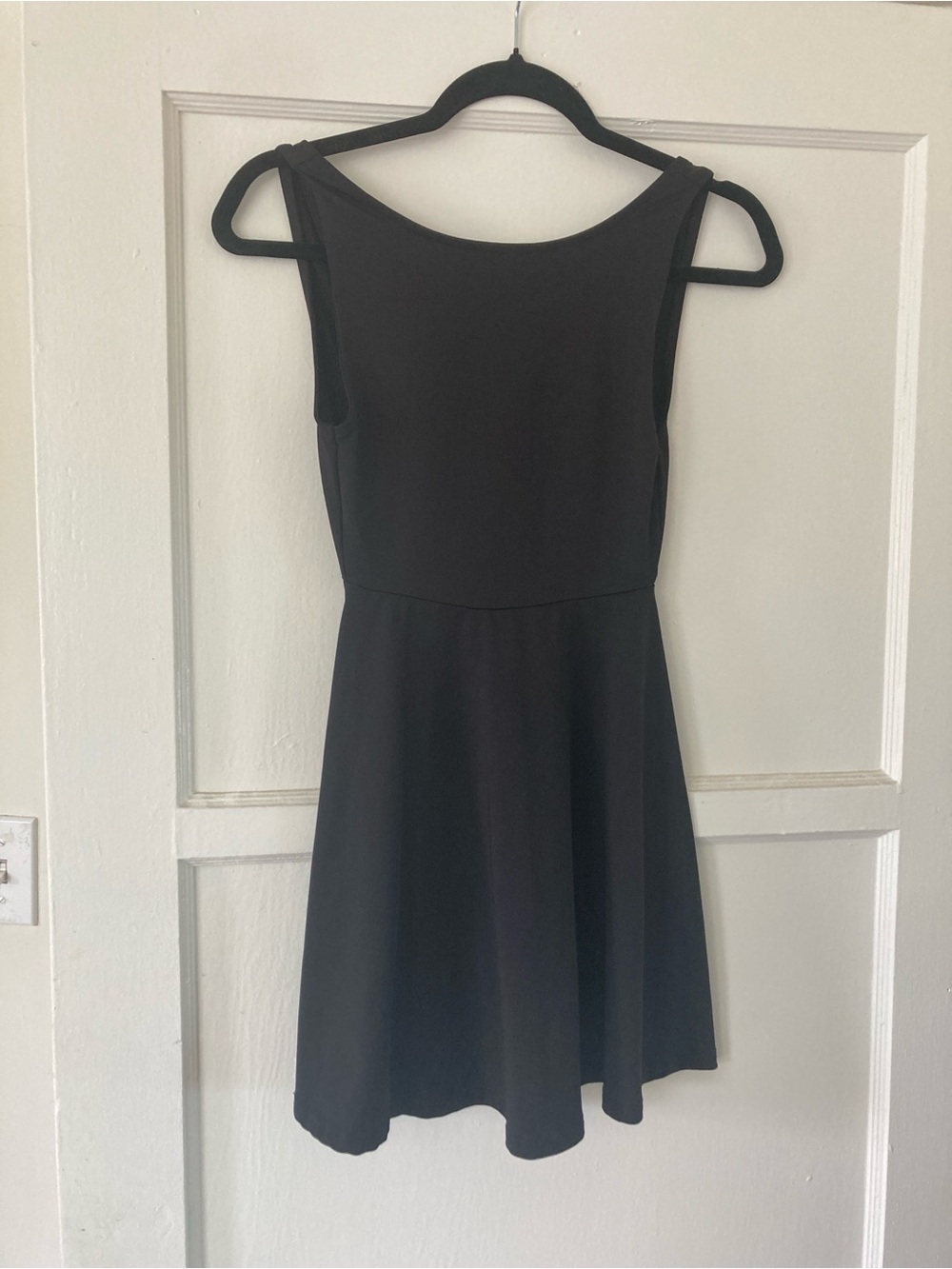 H&M Black Backless Sleeveless Fit-and-Flare Dress